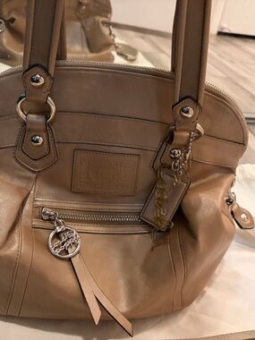 Coach poppy gingerbread Leather hobo Bag with Silver Hardware and crossbody stra